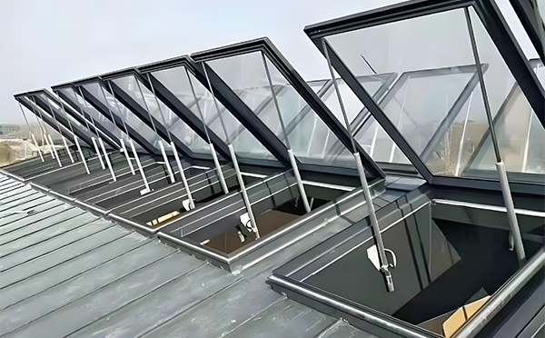 消防白碱滩排烟窗 消防白碱滩排烟窗