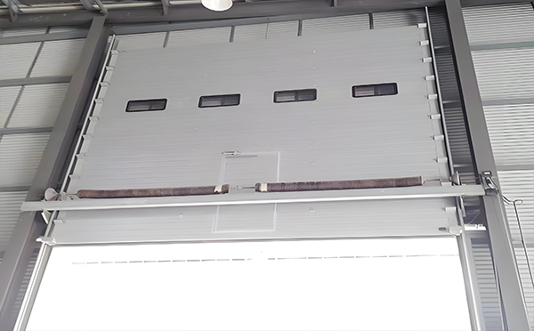 白碱滩工业滑升门