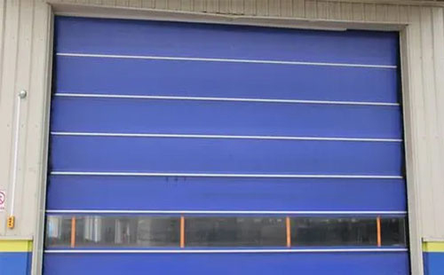 白碱滩快速白碱滩卷帘门的主要优势及应用领域