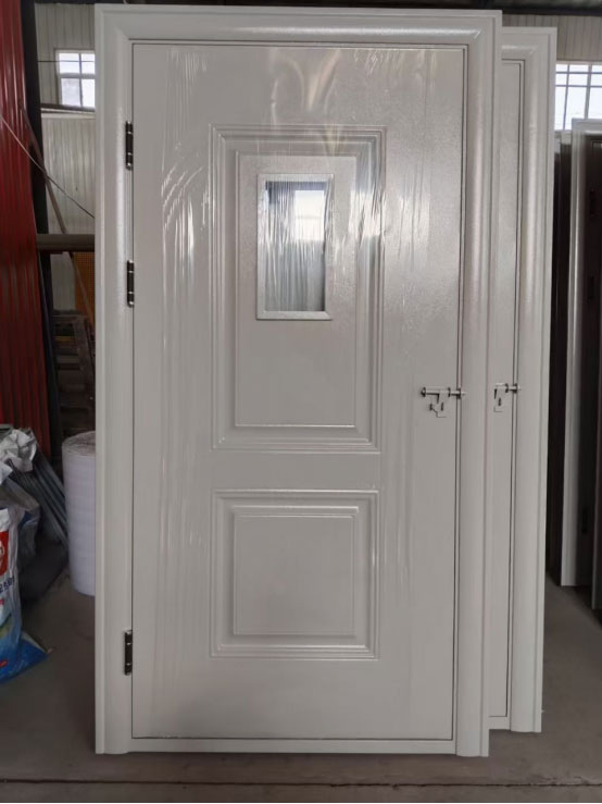 白碱滩学校教室门 白碱滩学校教室门